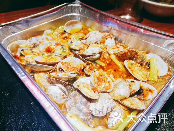 疯狂串烧安卓版炸金花破解版下载单机